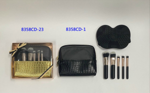 8358CD 5-pc make up brush set + 1pc x black cleanser w/cosmetic bag