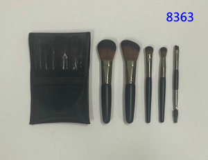 8363 5-pc make up brush set w/cosmetic bag