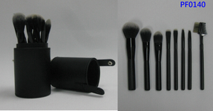 PF0140 8-pc make up brush set w/ barrel